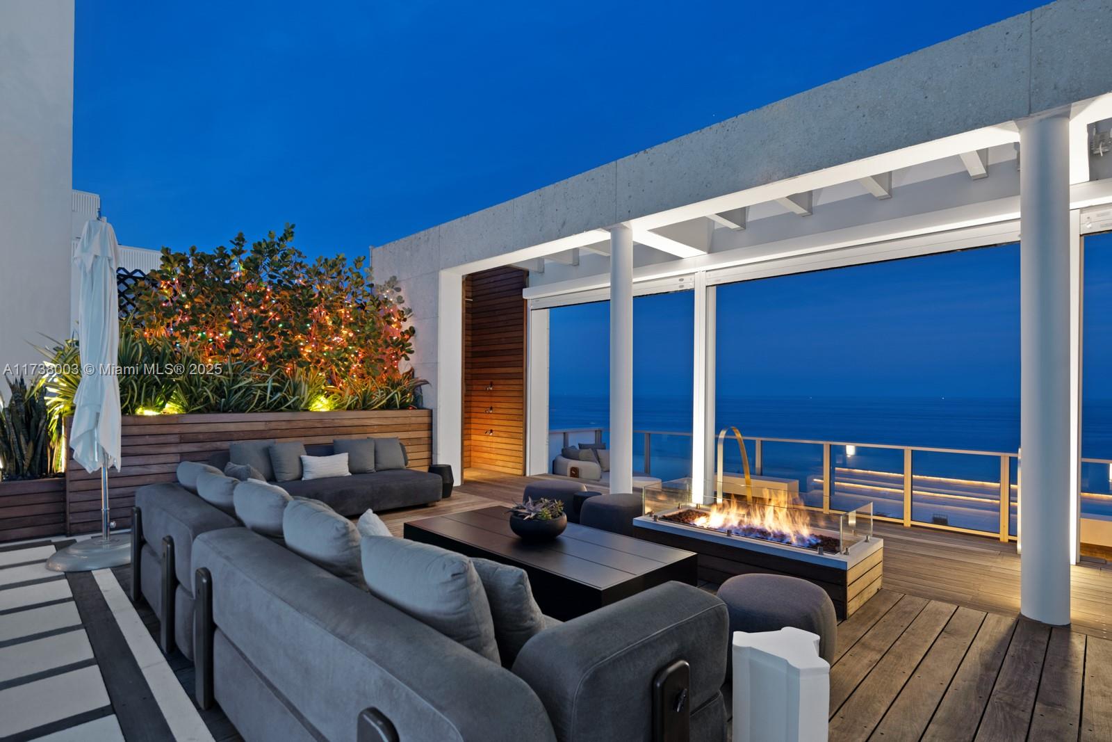 OCEAN HOUSE CONDO - Residential