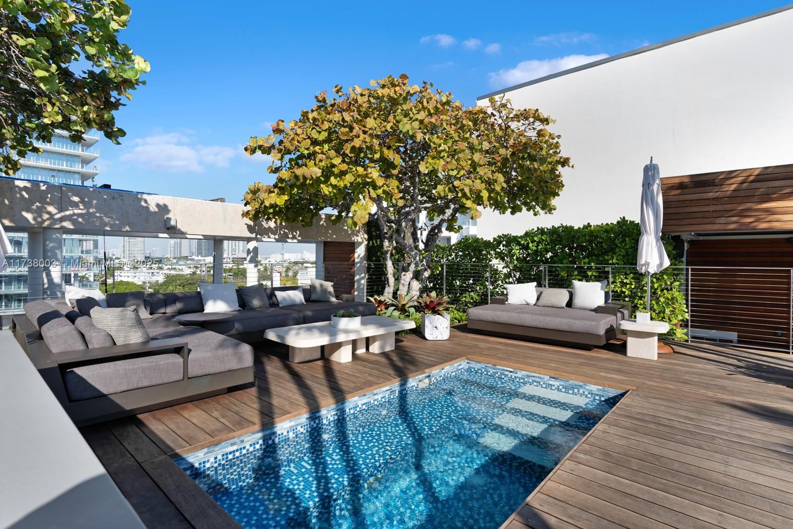 OCEAN HOUSE CONDO - Residential