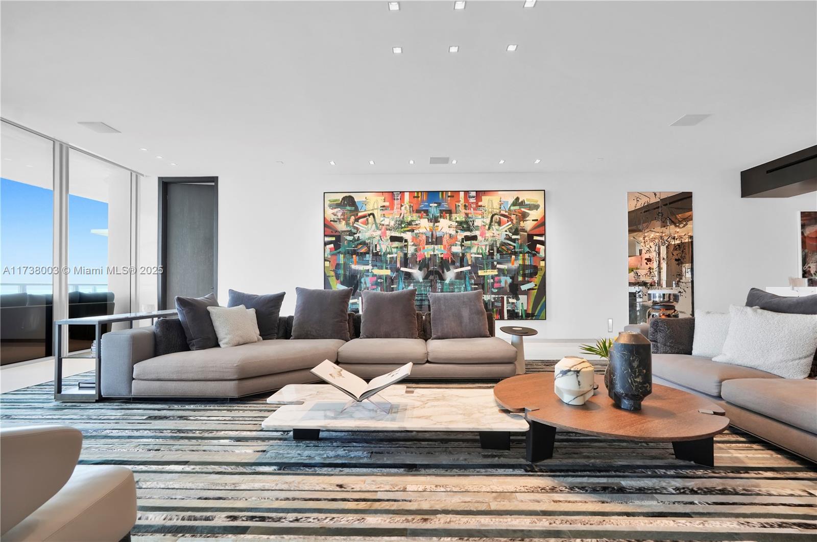 OCEAN HOUSE CONDO - Residential