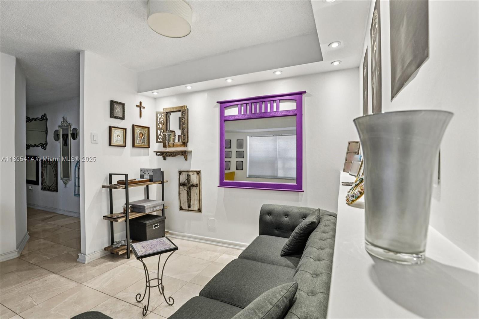 THE CASTILLE CONDO - Residential