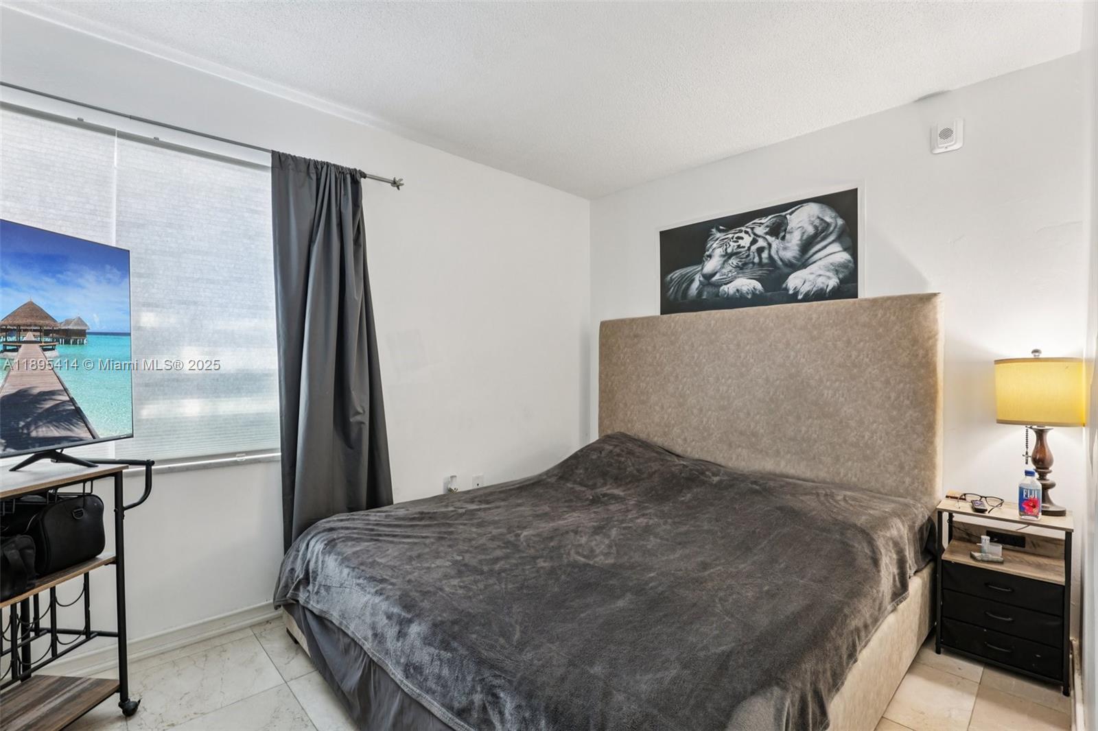 THE CASTILLE CONDO - Residential