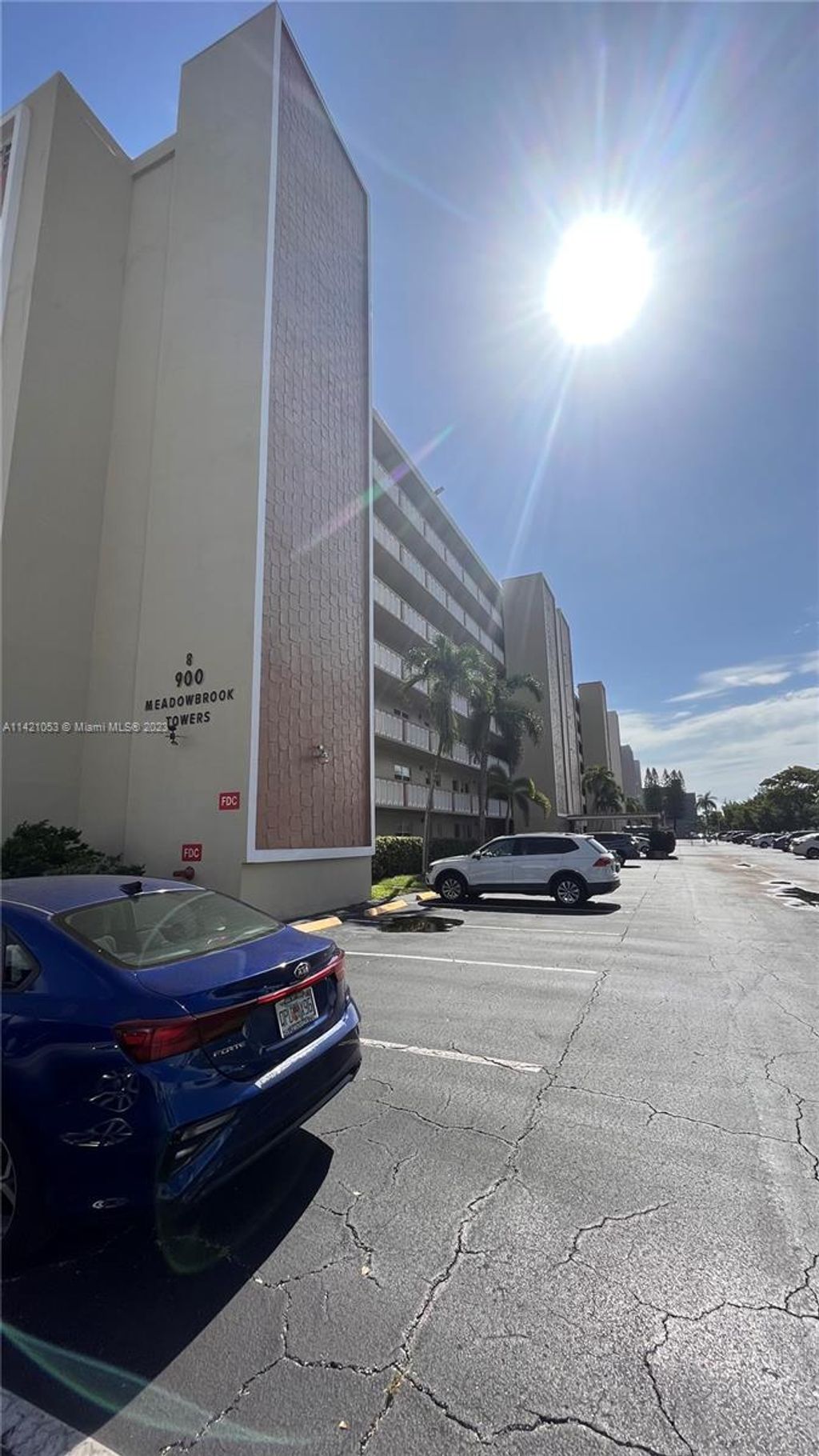 Photo of 900 NE 12th Ave #308, Hallandale Beach, FL 33009 (MLS # A11421053)
