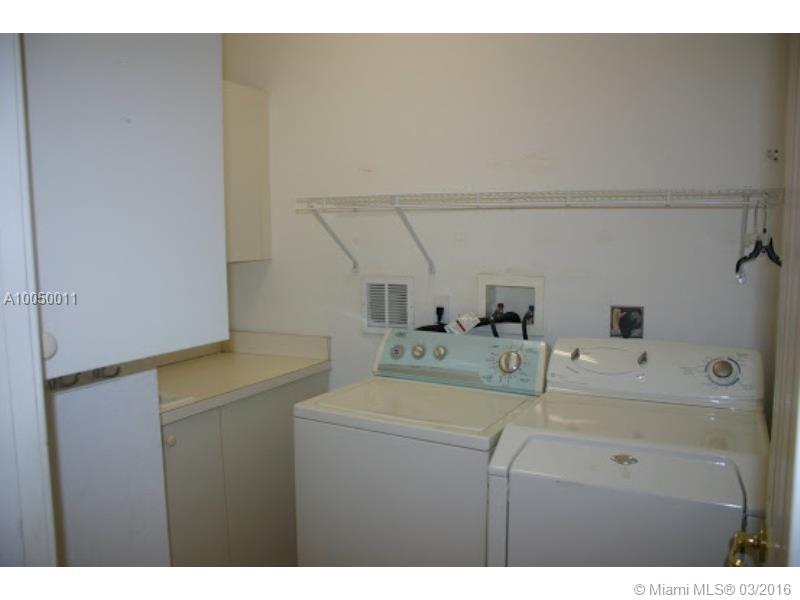 Parkland Isles 164-42 B - Residential Lease