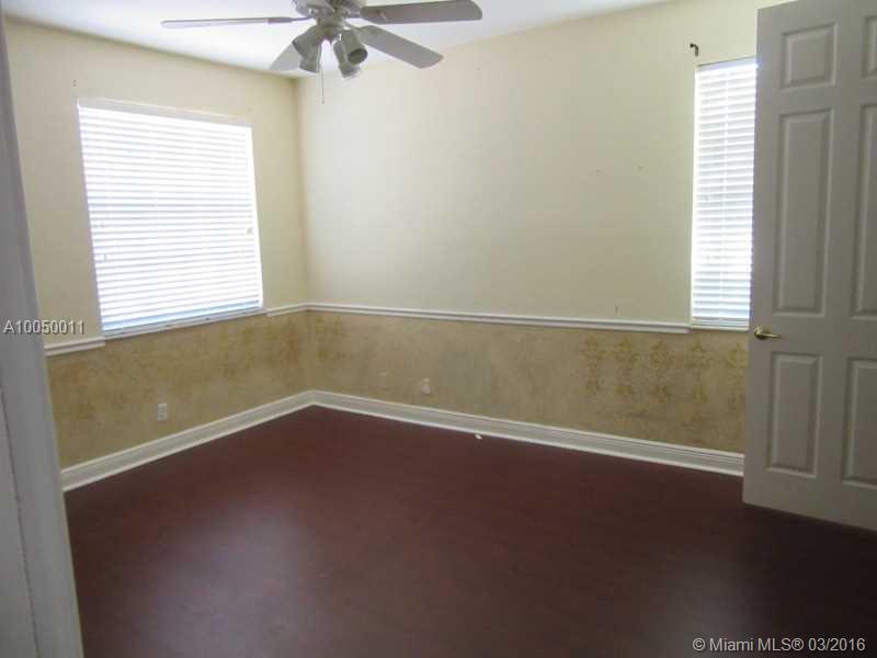 Parkland Isles 164-42 B - Residential Lease