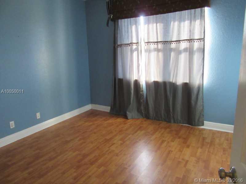 Parkland Isles 164-42 B - Residential Lease