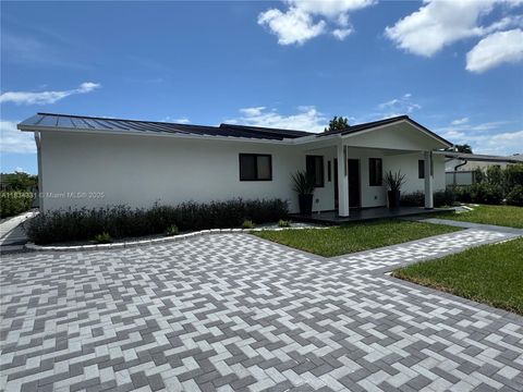 20221 SW 118th Ave Miami FL 33177