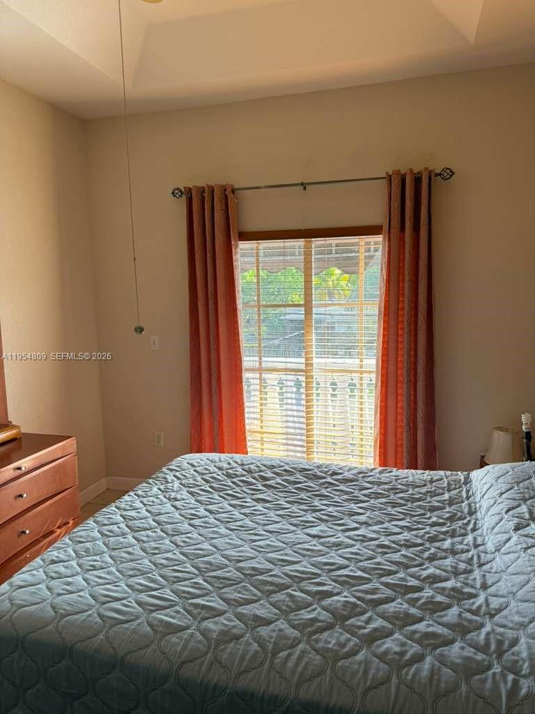 VENETIAN ACRES - Residential