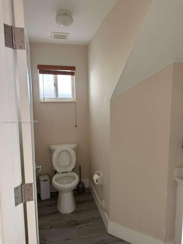 VENETIAN ACRES - Residential