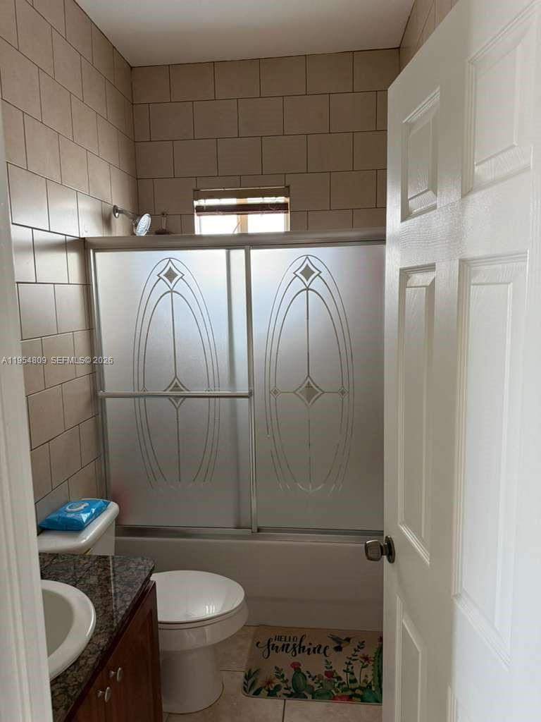 VENETIAN ACRES - Residential