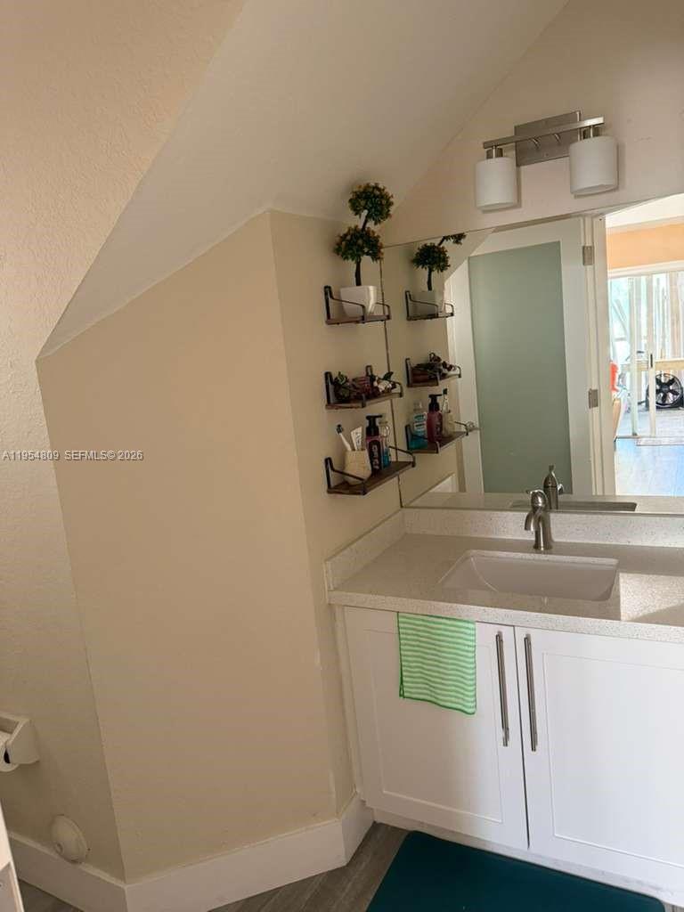 VENETIAN ACRES - Residential