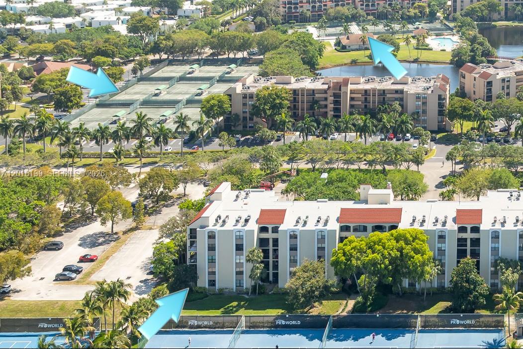 LAVERS RESORT & RACQUET - Residential Lease