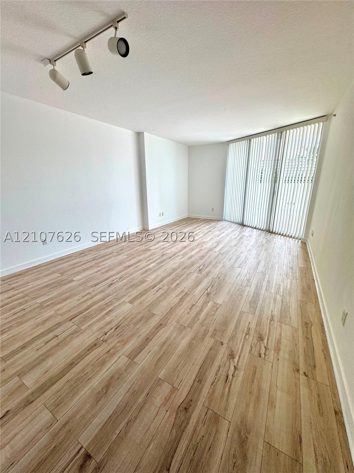 325 S Biscayne Blvd 1116