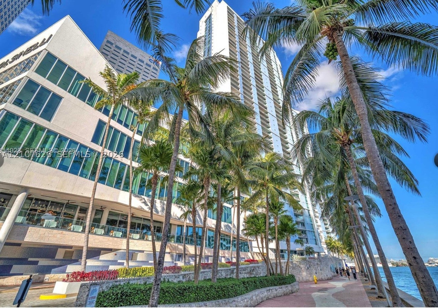 325 S Biscayne Blvd 1116