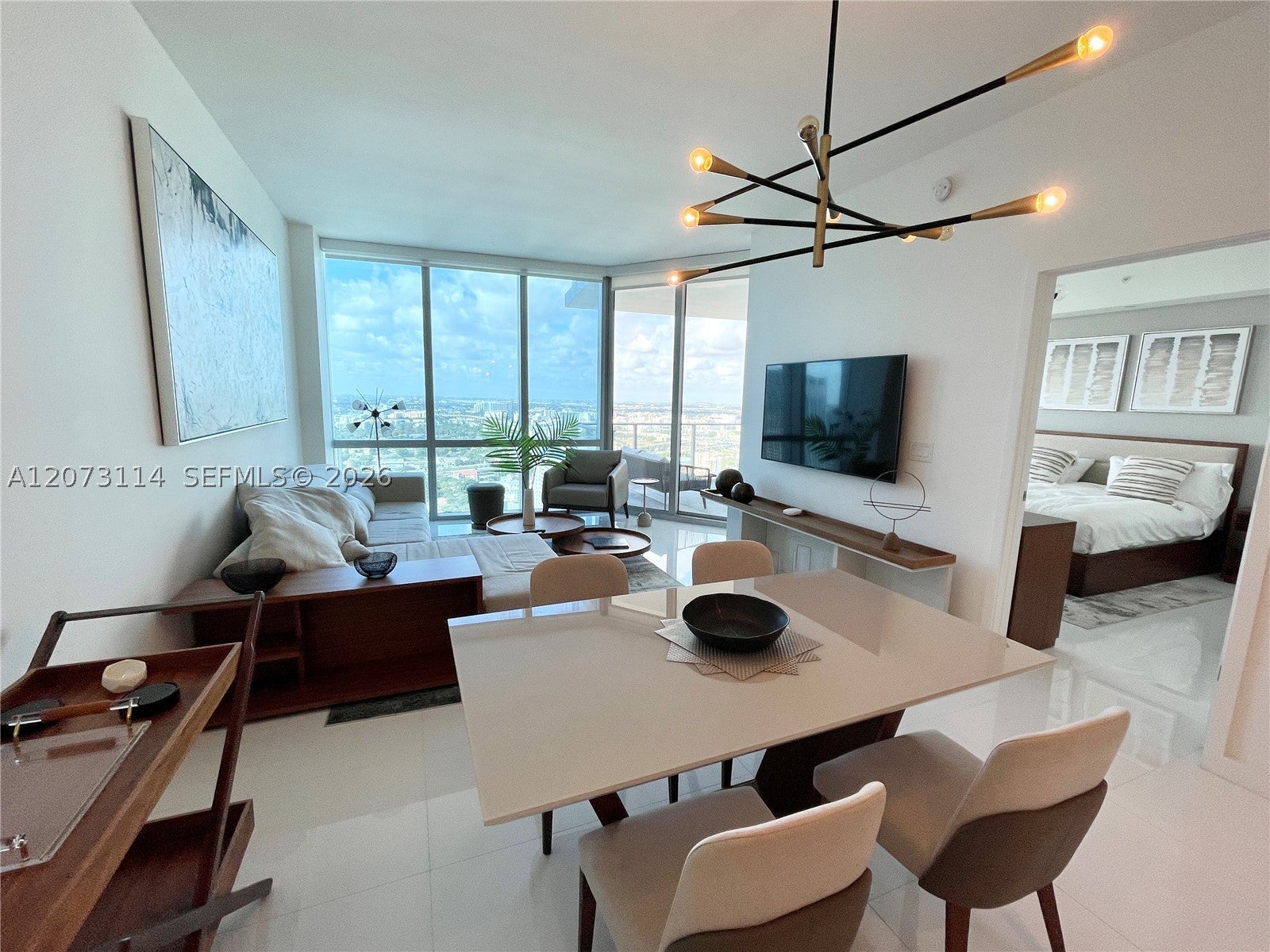 851 NE 1st Ave 3606