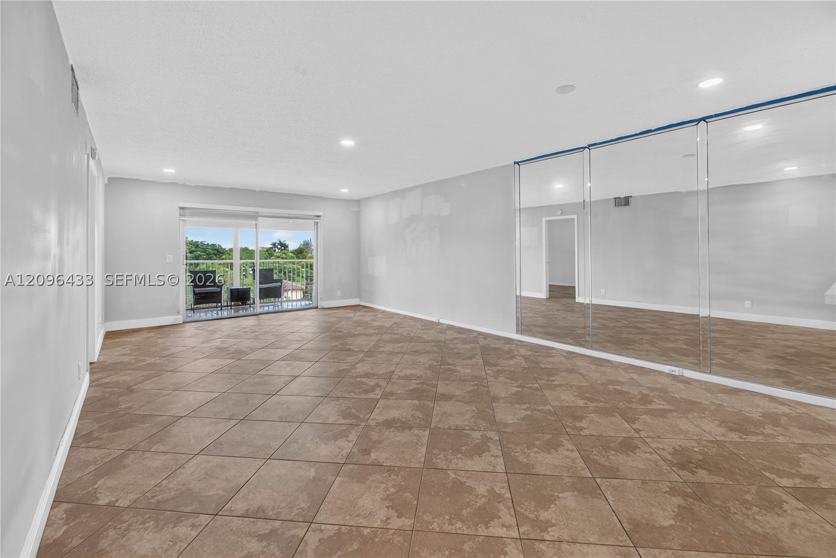 1401 SW 128th Ter 405H