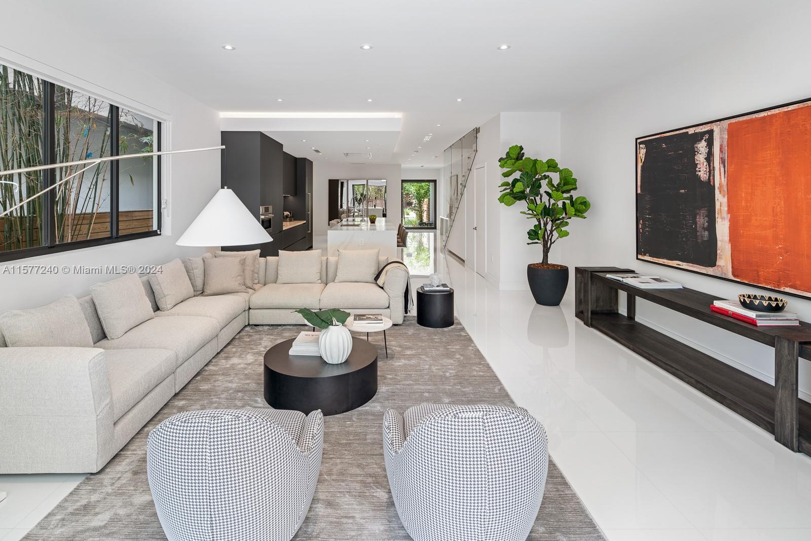 PALM TERRACE - Residential