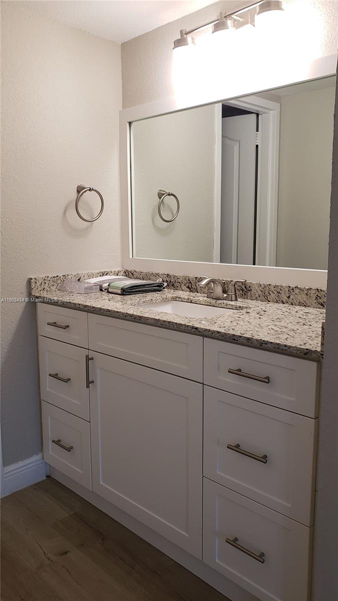 DORAL GARDENS II CONDO - Residential Lease