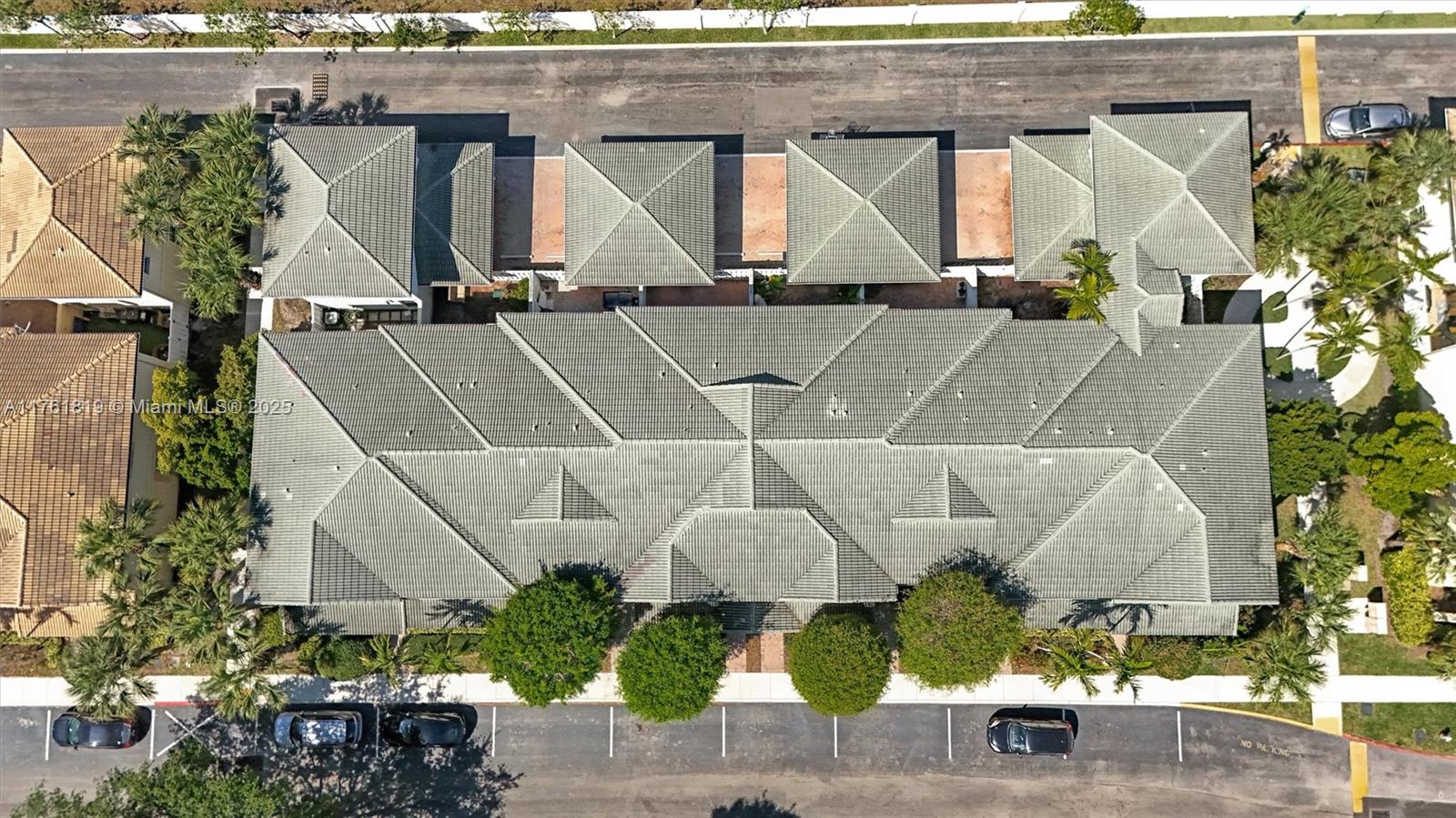FAIRFIELD GARDENS - Residential