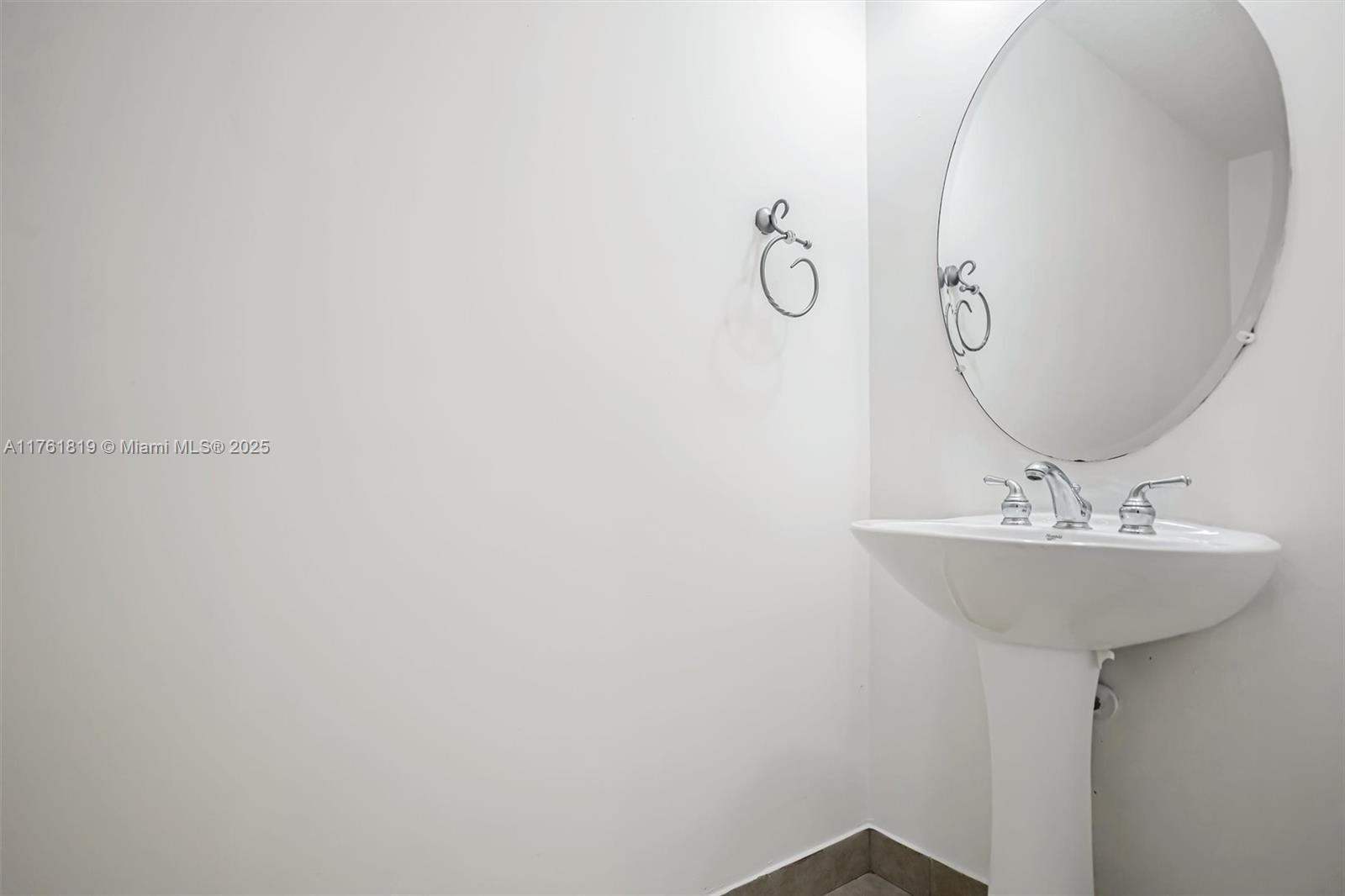 FAIRFIELD GARDENS - Residential