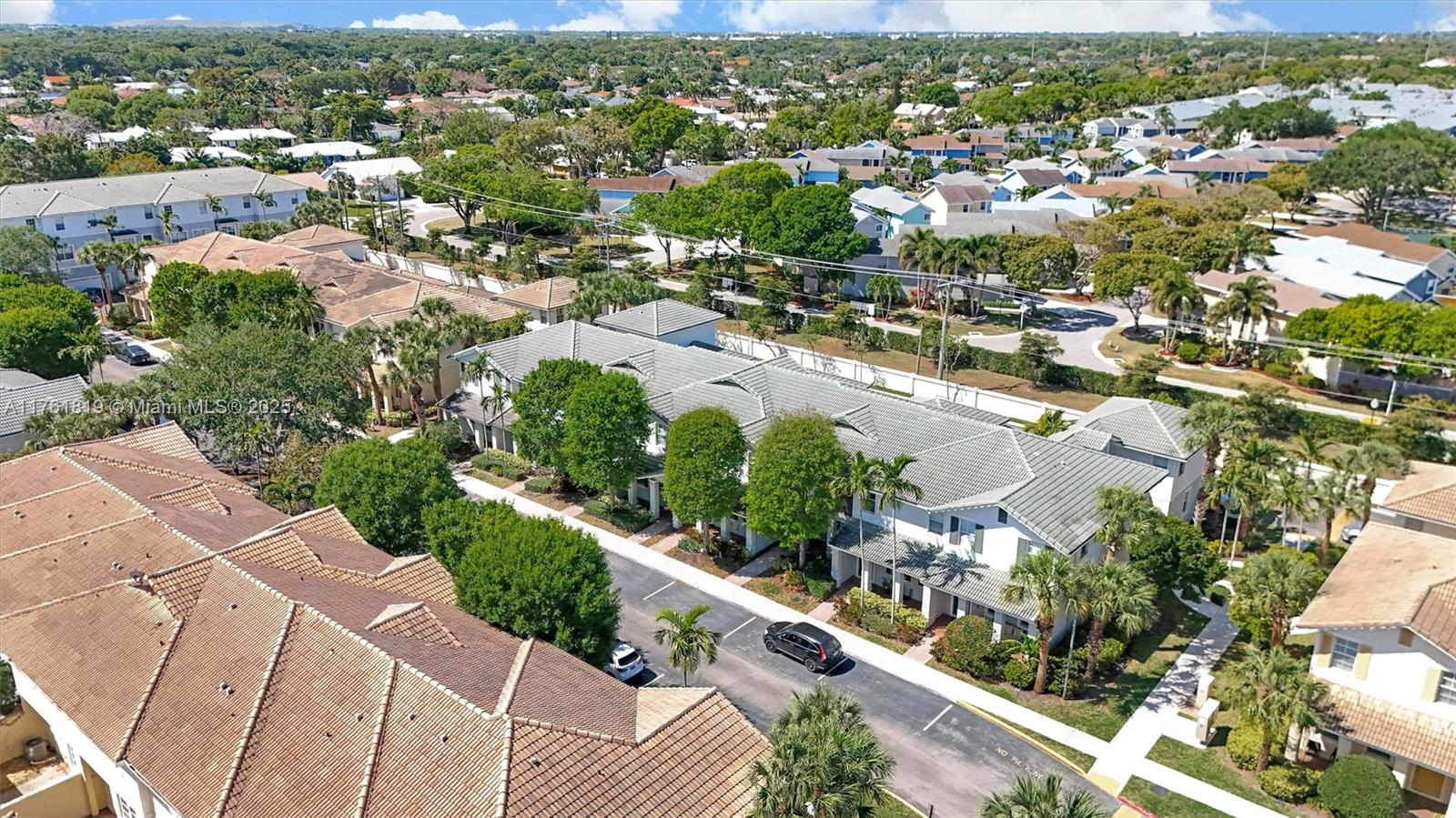 FAIRFIELD GARDENS - Residential