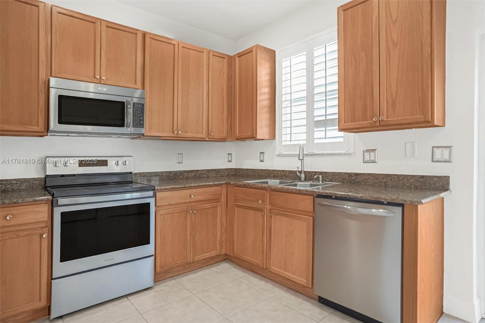 FAIRFIELD GARDENS - Residential