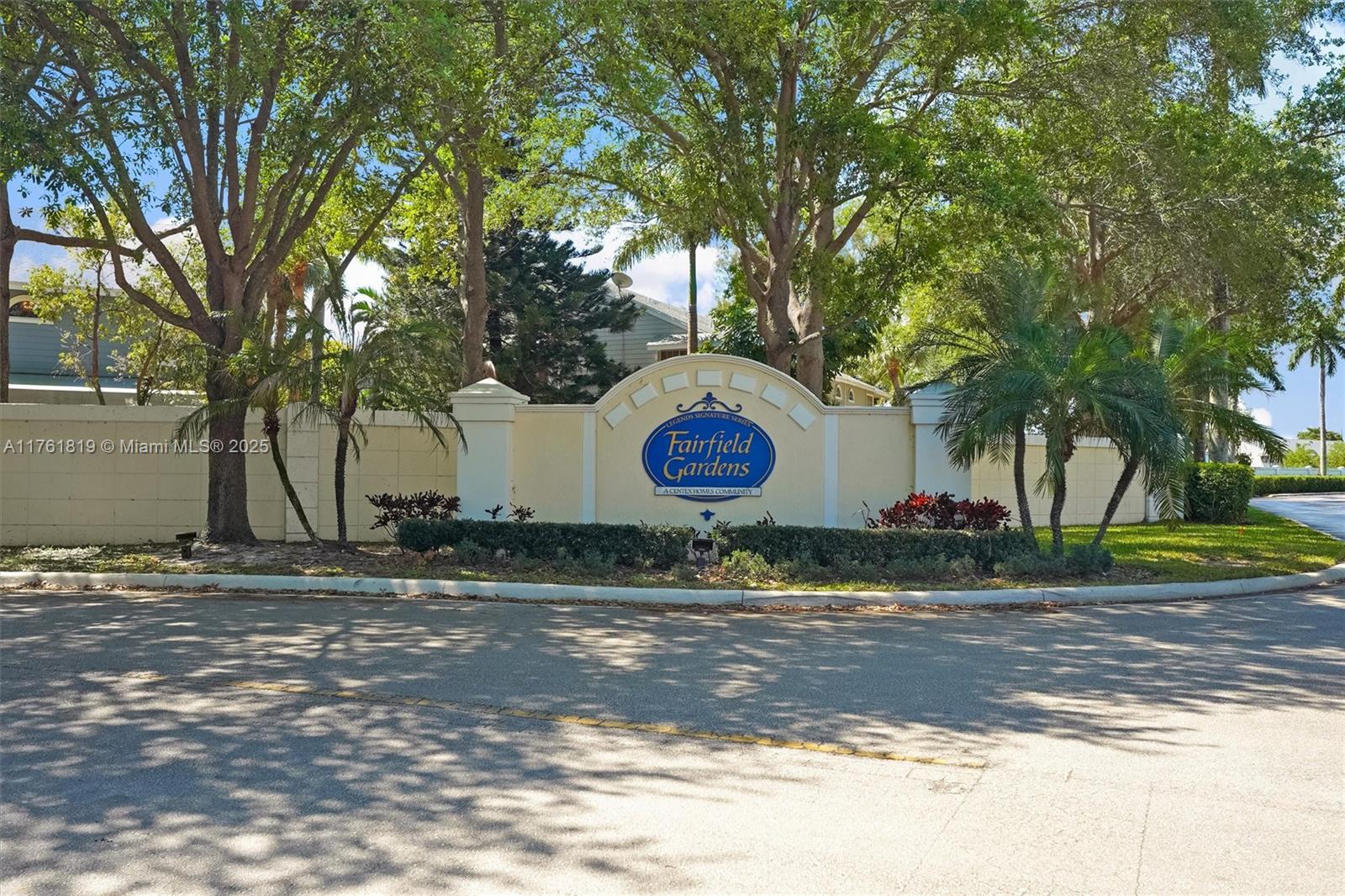 FAIRFIELD GARDENS - Residential