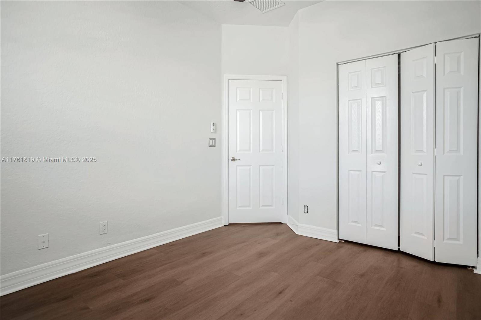 FAIRFIELD GARDENS - Residential
