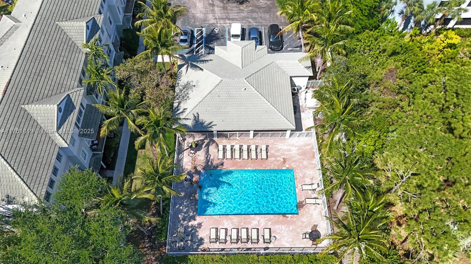 FAIRFIELD GARDENS - Residential