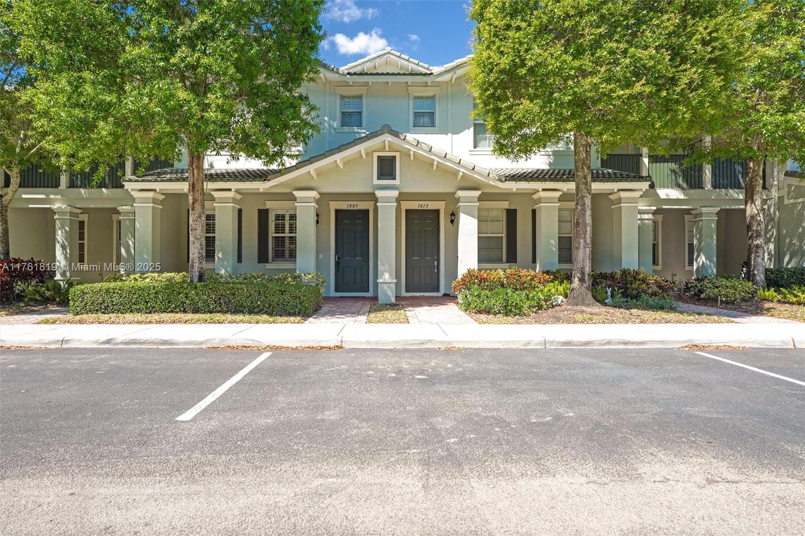 FAIRFIELD GARDENS - Residential