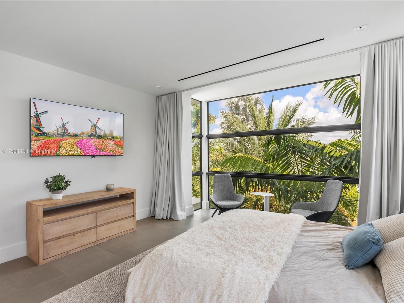 LAUDERDALE HARBORS SECTIO - Residential