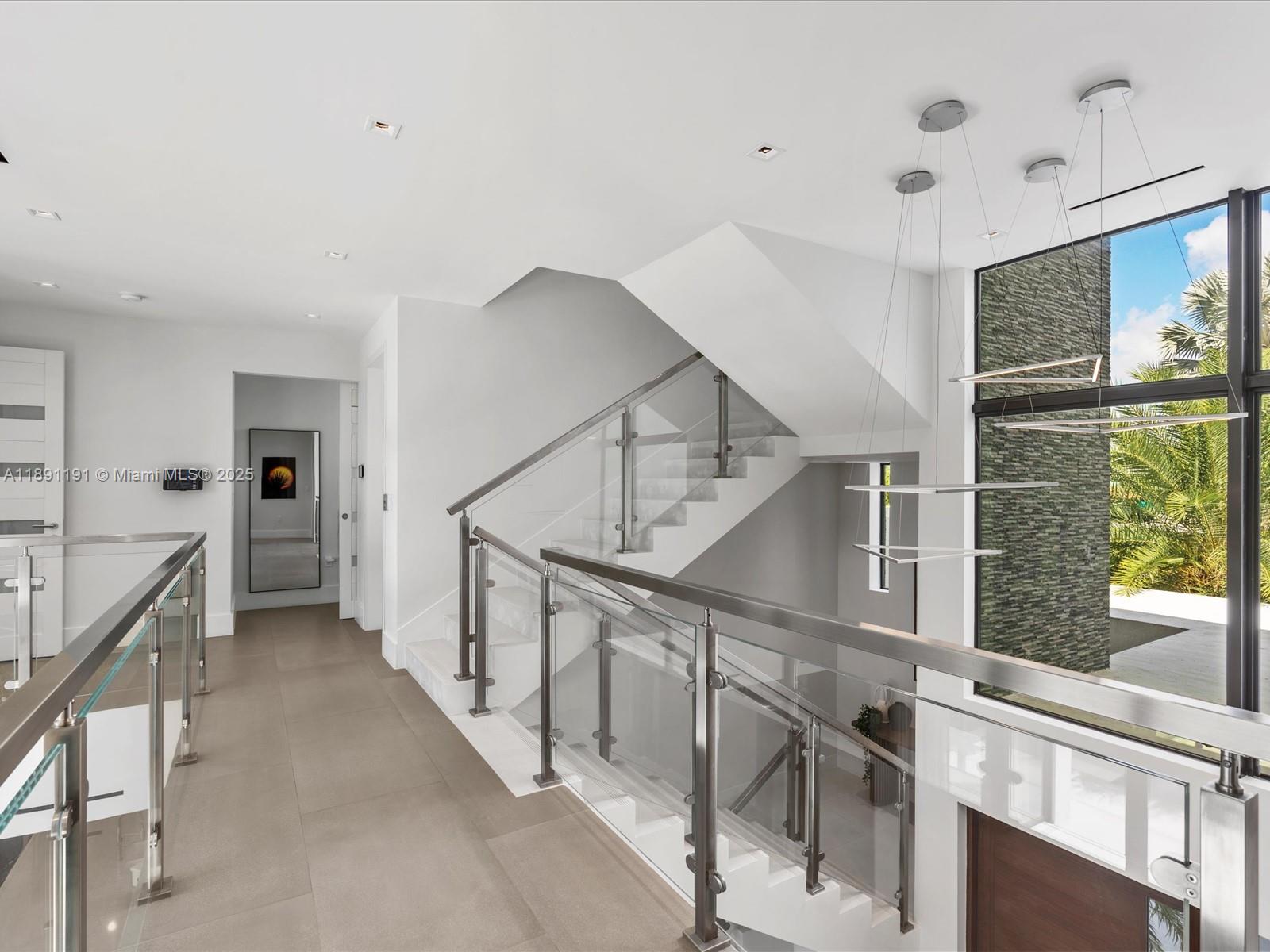 LAUDERDALE HARBORS SECTIO - Residential