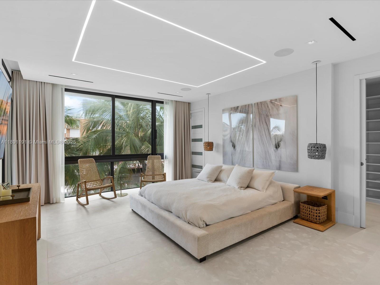 LAUDERDALE HARBORS SECTIO - Residential