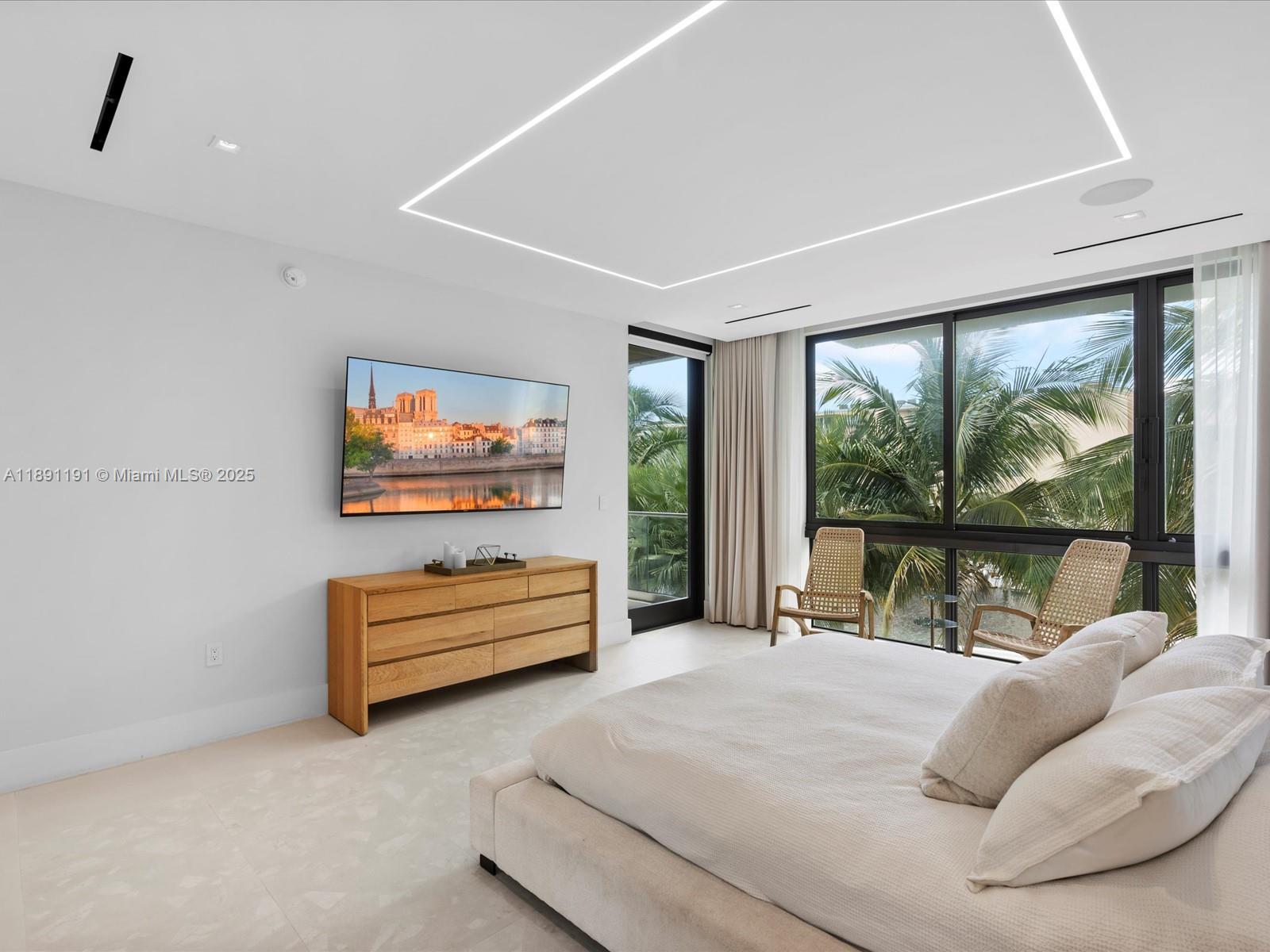 LAUDERDALE HARBORS SECTIO - Residential