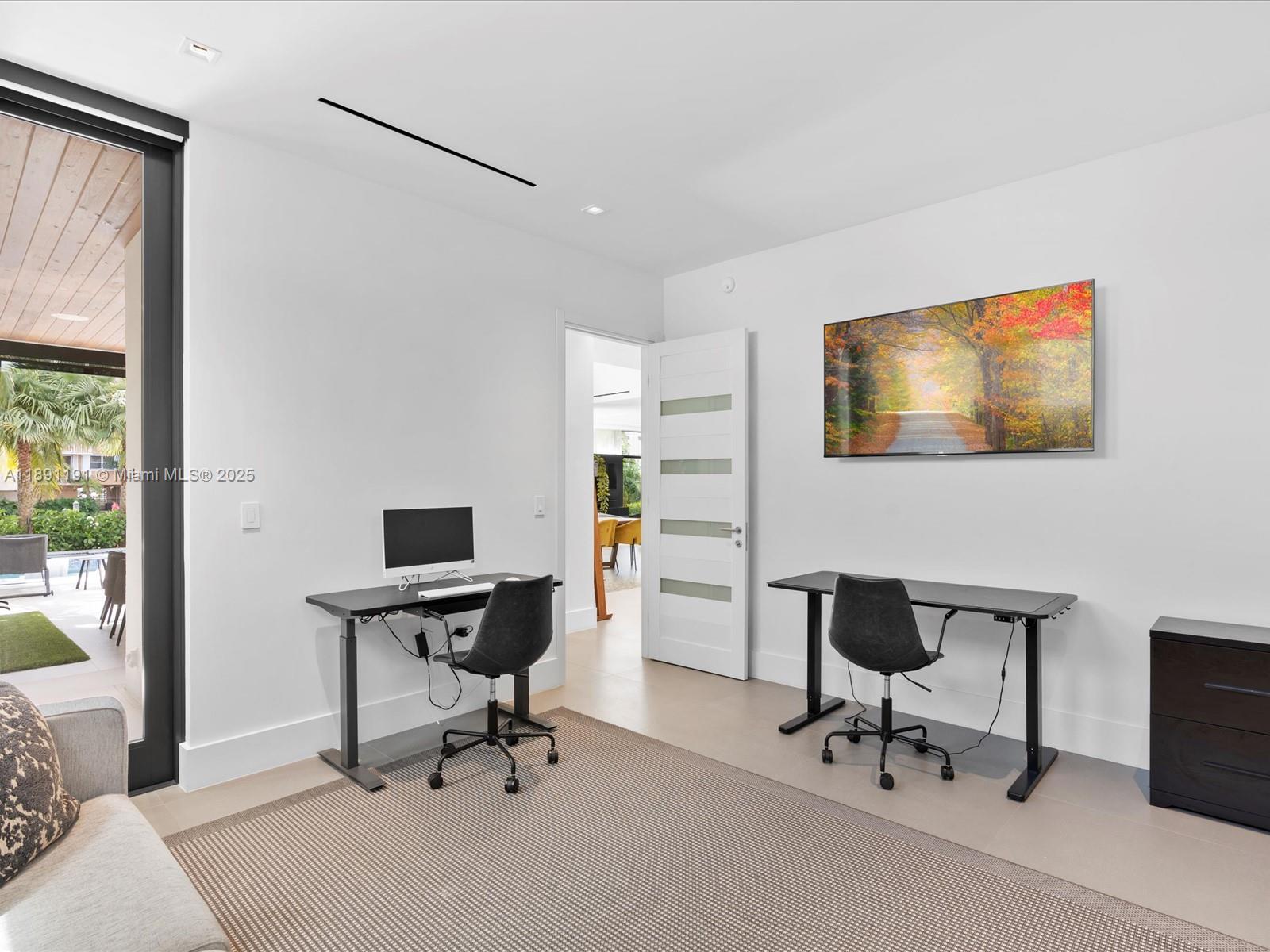 LAUDERDALE HARBORS SECTIO - Residential