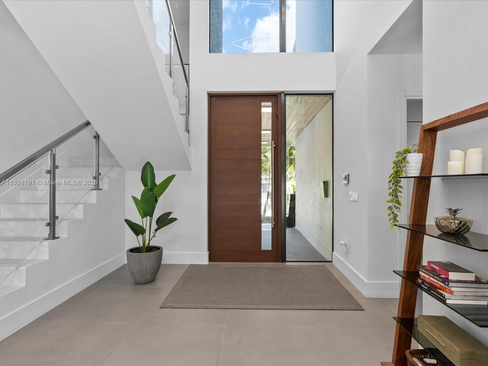 LAUDERDALE HARBORS SECTIO - Residential