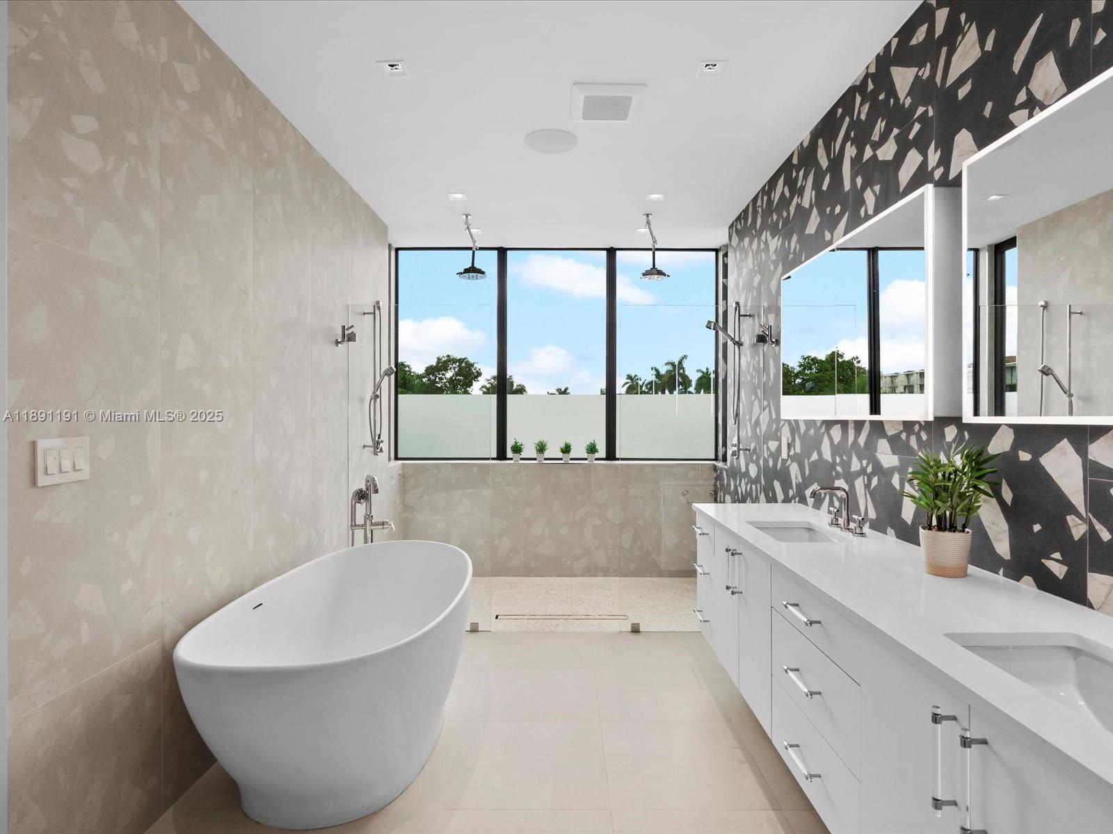 LAUDERDALE HARBORS SECTIO - Residential