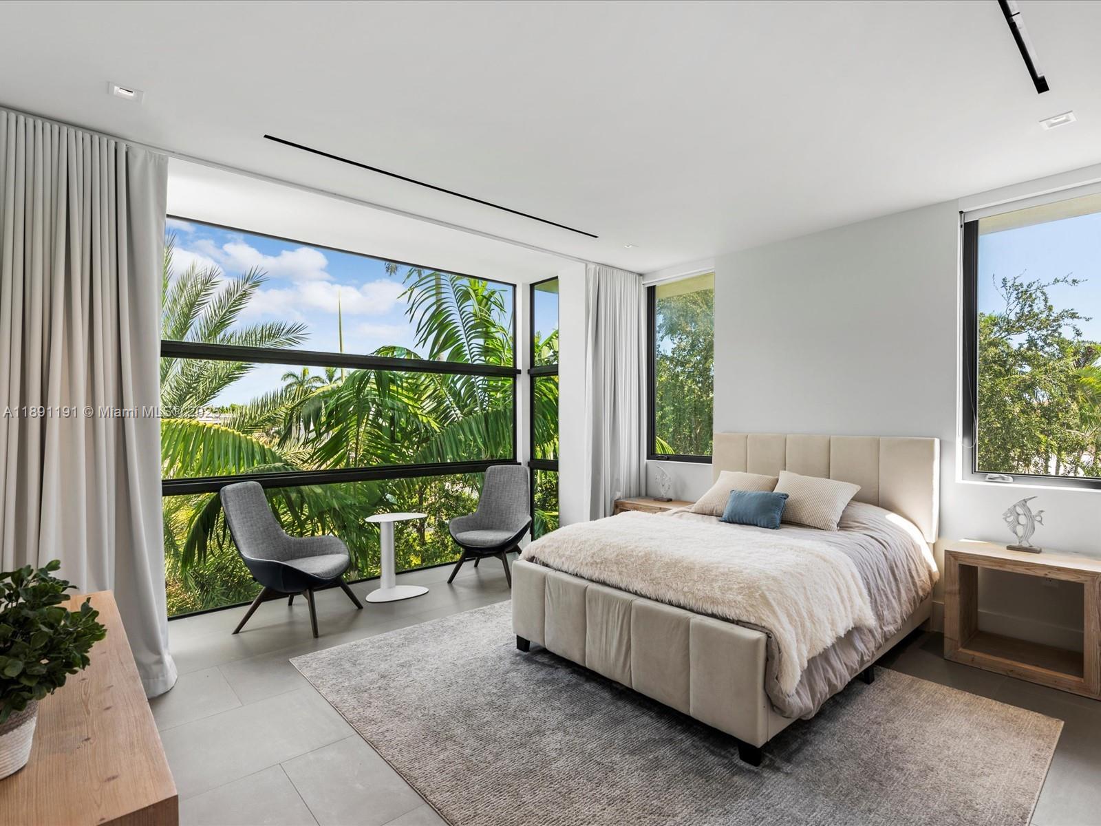 LAUDERDALE HARBORS SECTIO - Residential