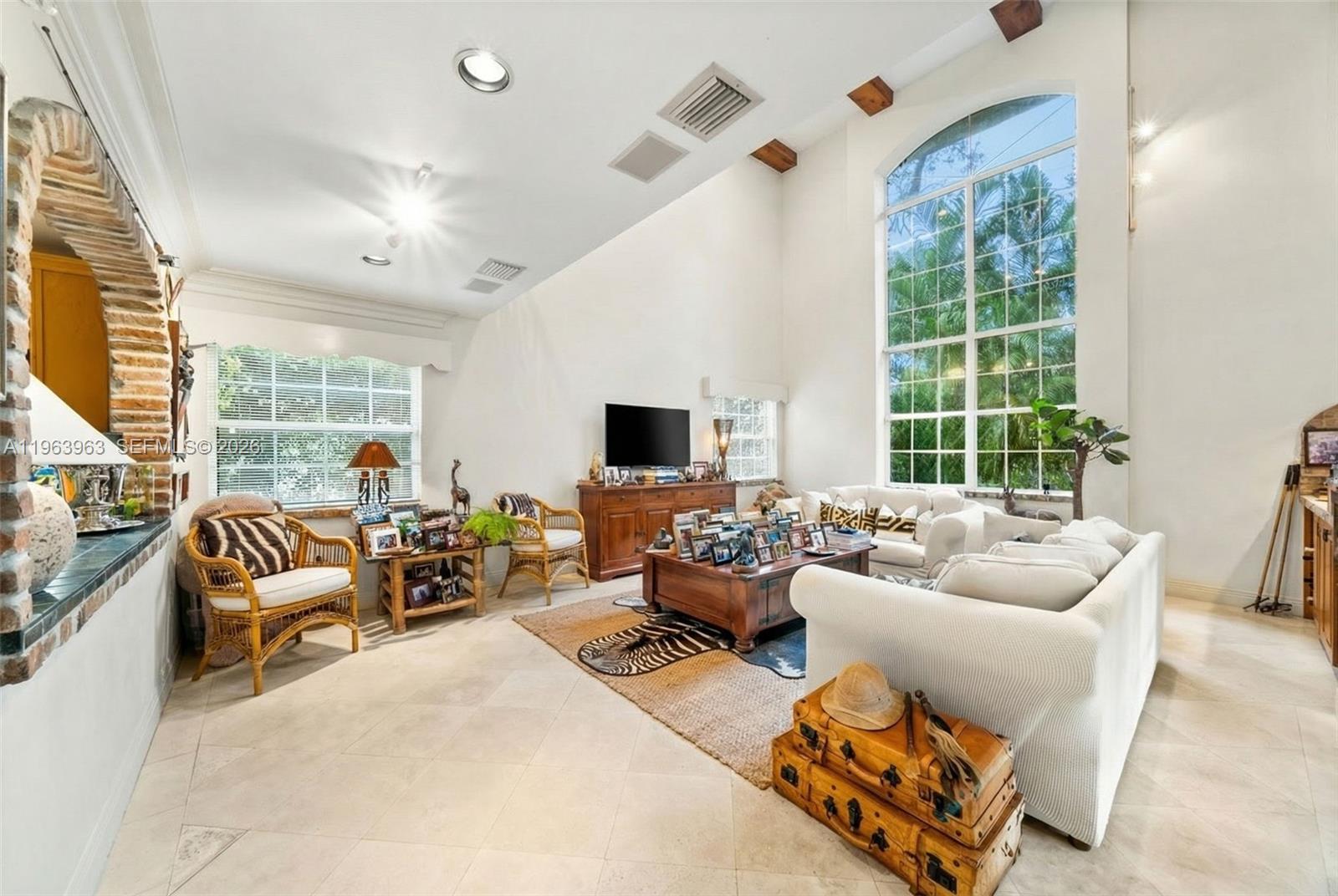 CORAL GABLES COUNTRY CLUB - Residential