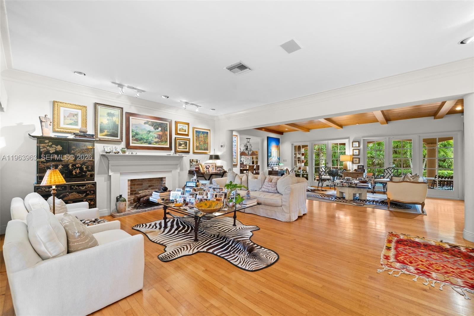 CORAL GABLES COUNTRY CLUB - Residential