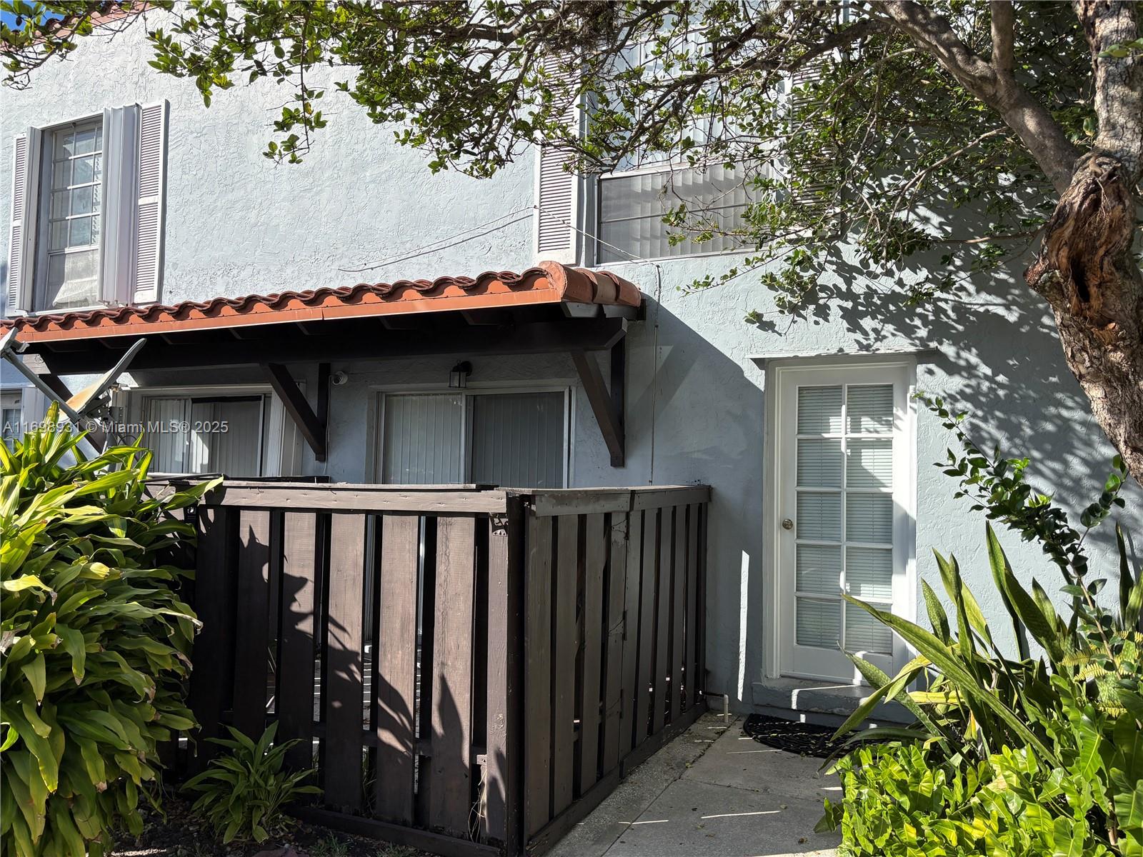 SPANISH TRACE CONDO - Residential