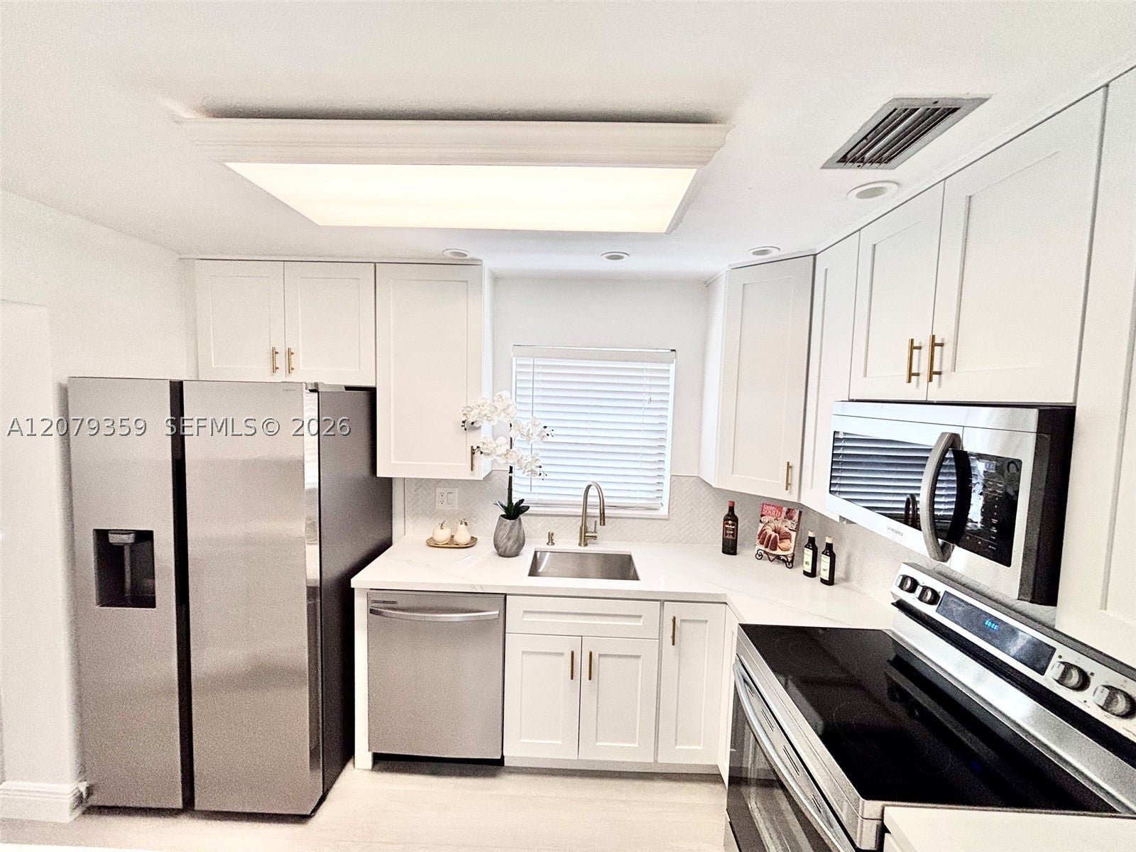 2377 SW 16 Dr, Deerfield Beach FL 33442