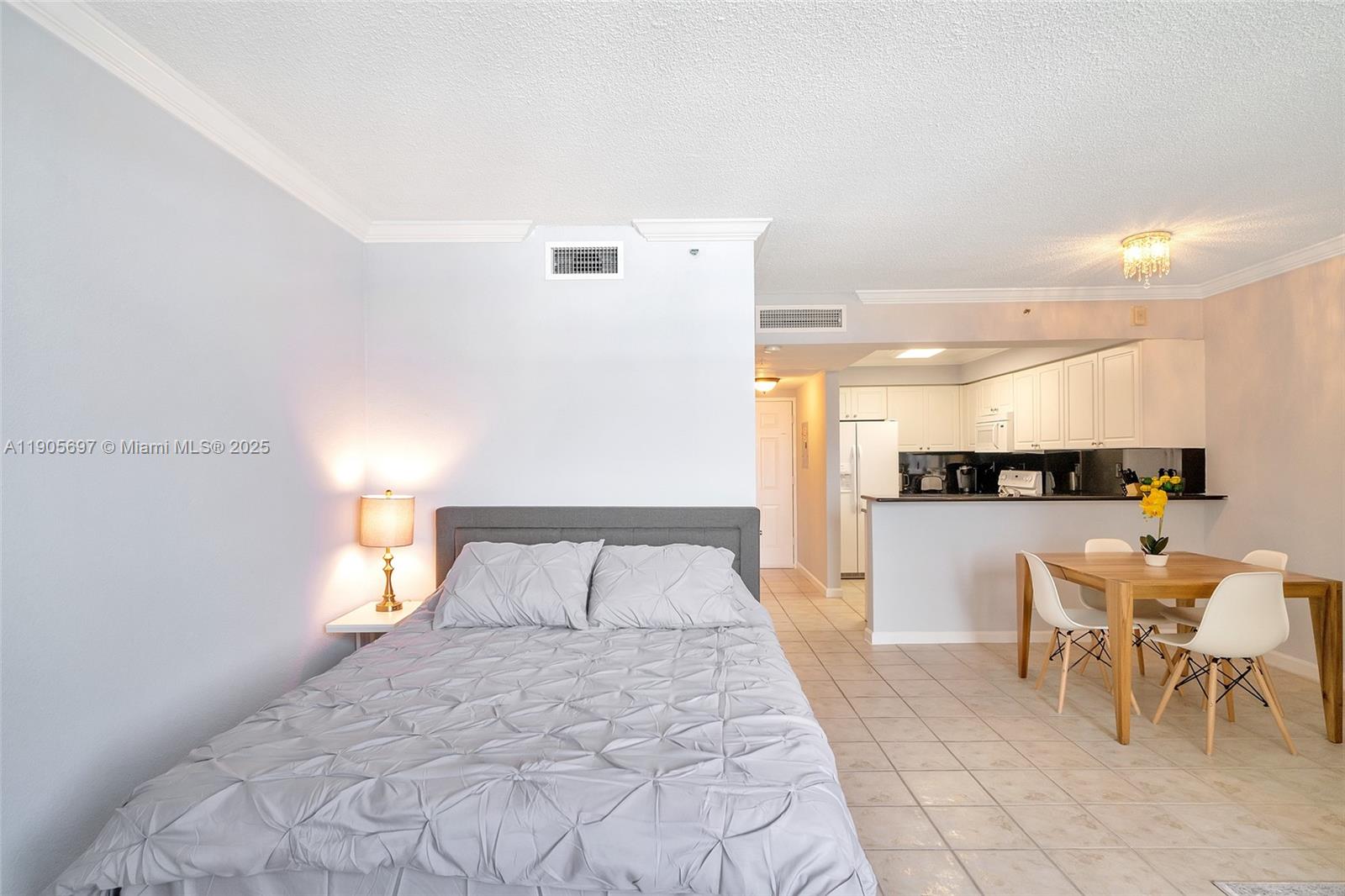 THE WAVE CONDO - Residential Lease