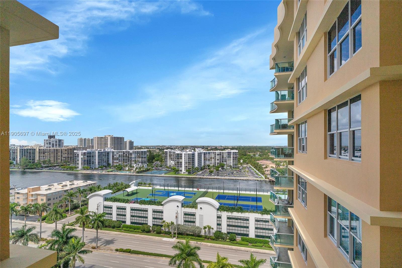 THE WAVE CONDO - Residential Lease