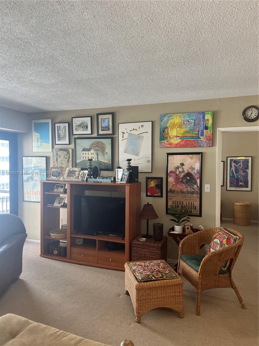 GALT OCEAN CLUB CONDO - Residential Lease