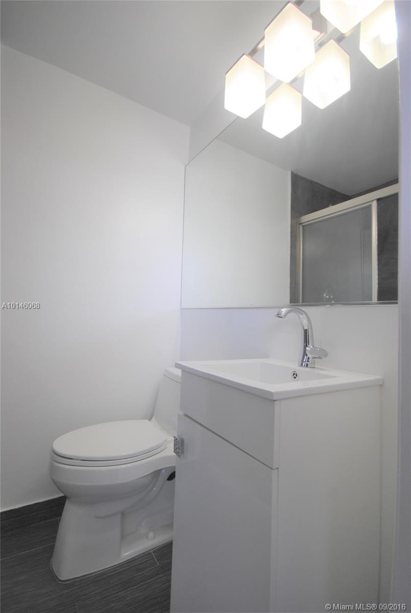 ALTOS DEL MAR NO 3 - Residential Lease