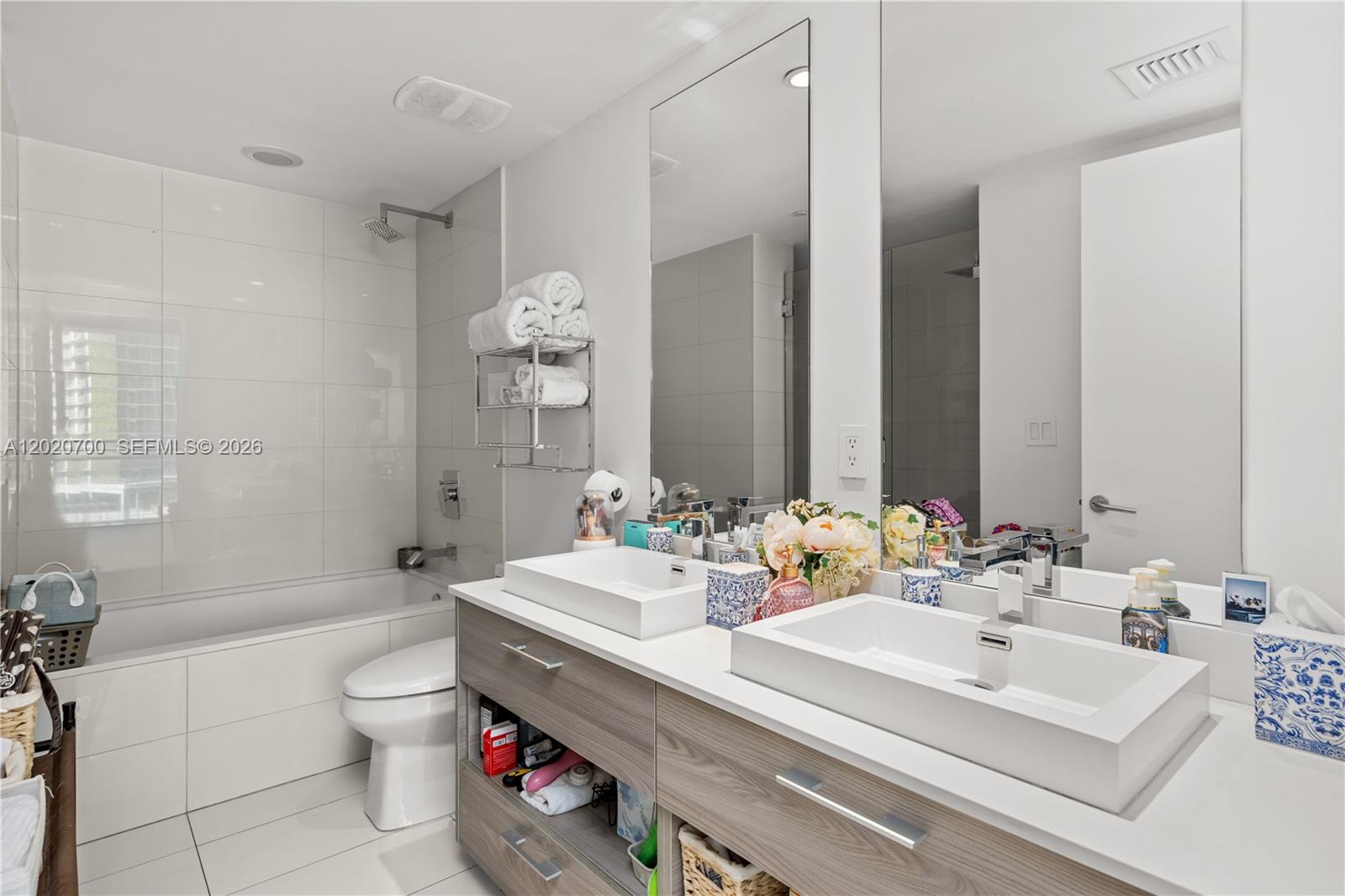 1300 S MIAMI AVENUE CONDO - Residential