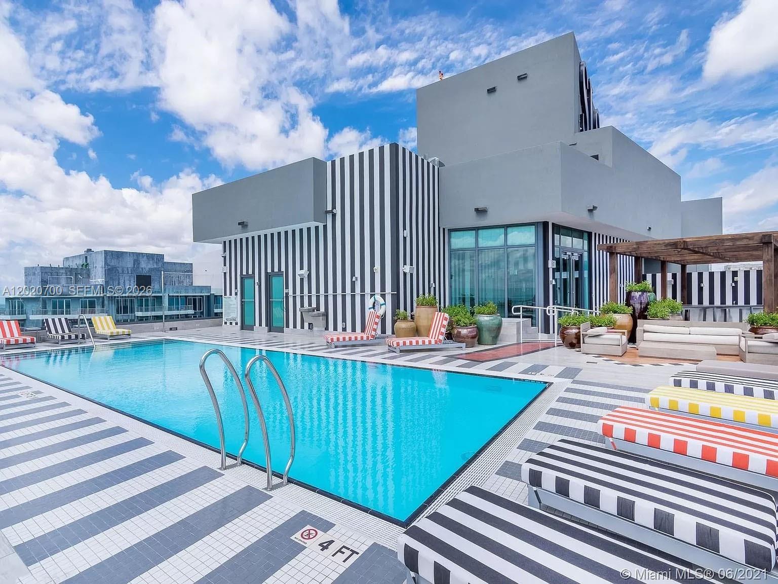 1300 S MIAMI AVENUE CONDO - Residential