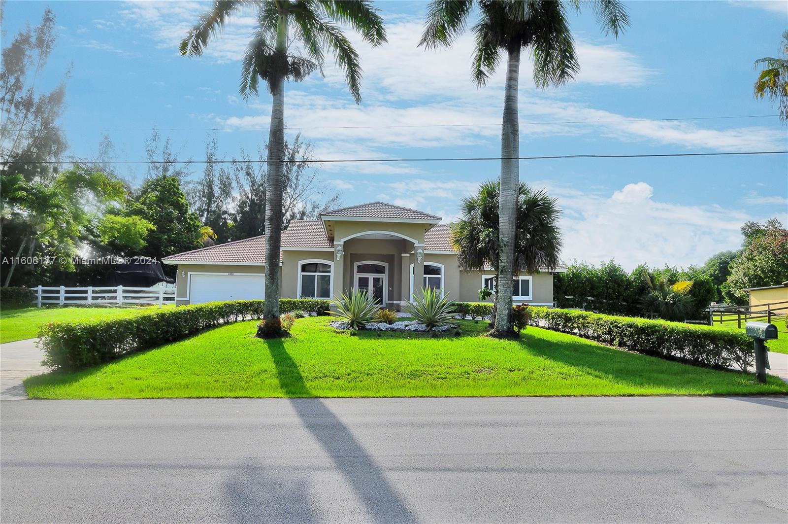 Property for Sale at 5020 Sw 196th Ln Ln, Southwest Ranches, Broward County, Florida - Bedrooms: 4 
Bathrooms: 3  - $1,450,000
