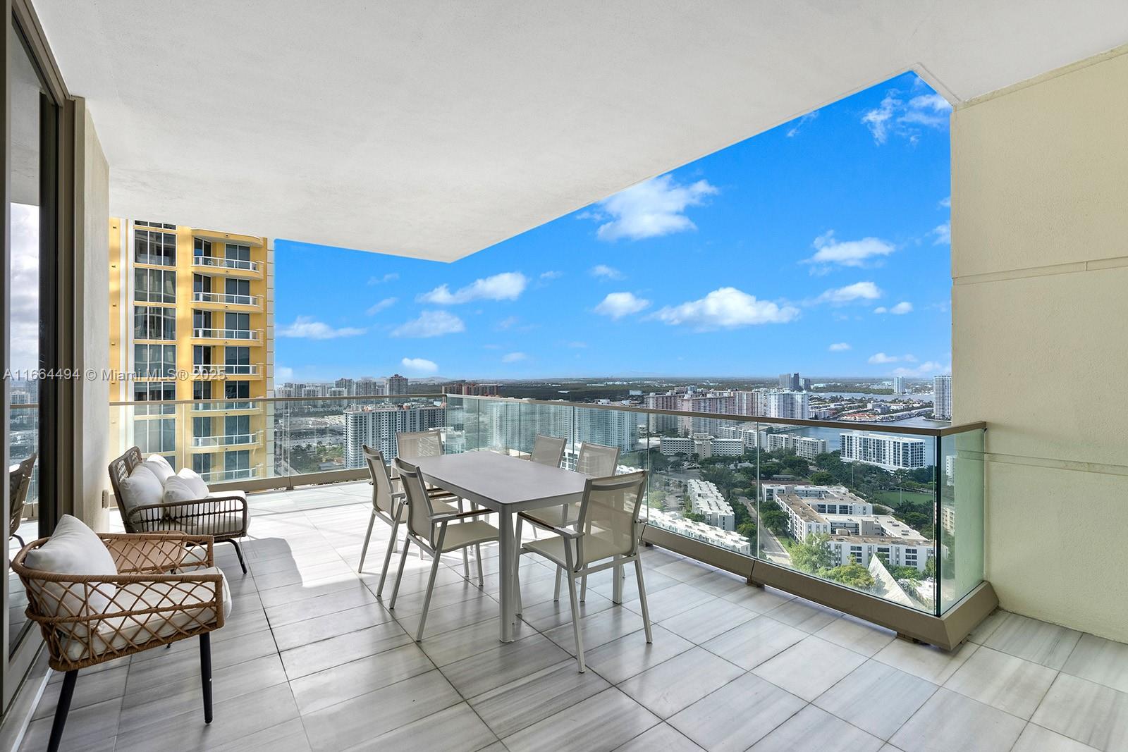 NORTH BISCAYNE BEACH AMEN - Residential