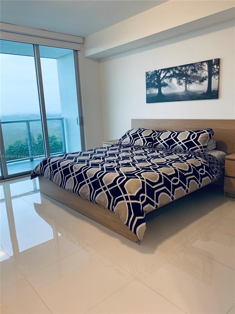 GRAND BAY COMMONS SOUTH - Residential